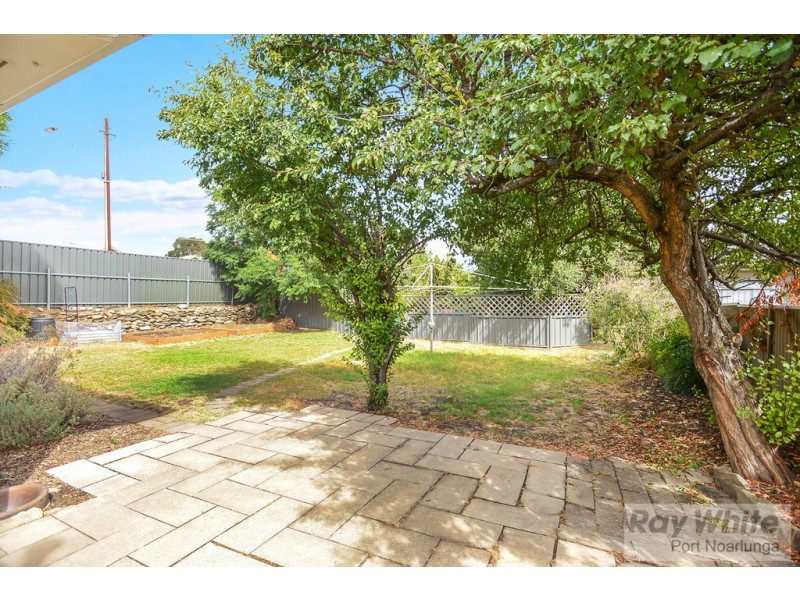 2 Torquay Road, Sturt SA 5047