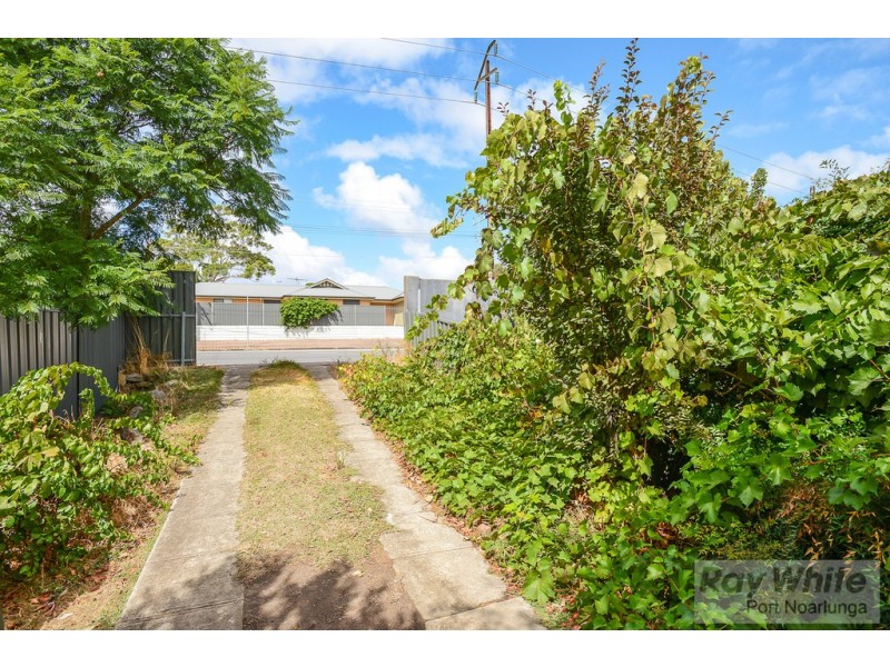 2 Torquay Road, Sturt SA 5047