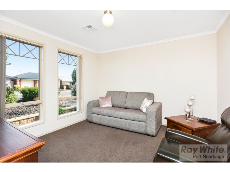 27 Miranda Place, Seaford Meadows SA 5169