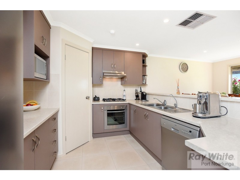 27 Miranda Place, Seaford Meadows SA 5169