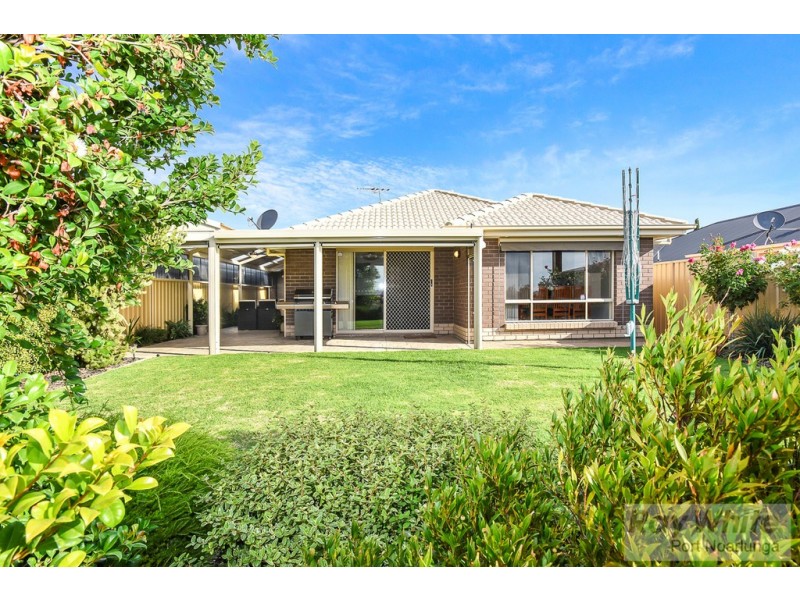 27 Miranda Place, Seaford Meadows SA 5169