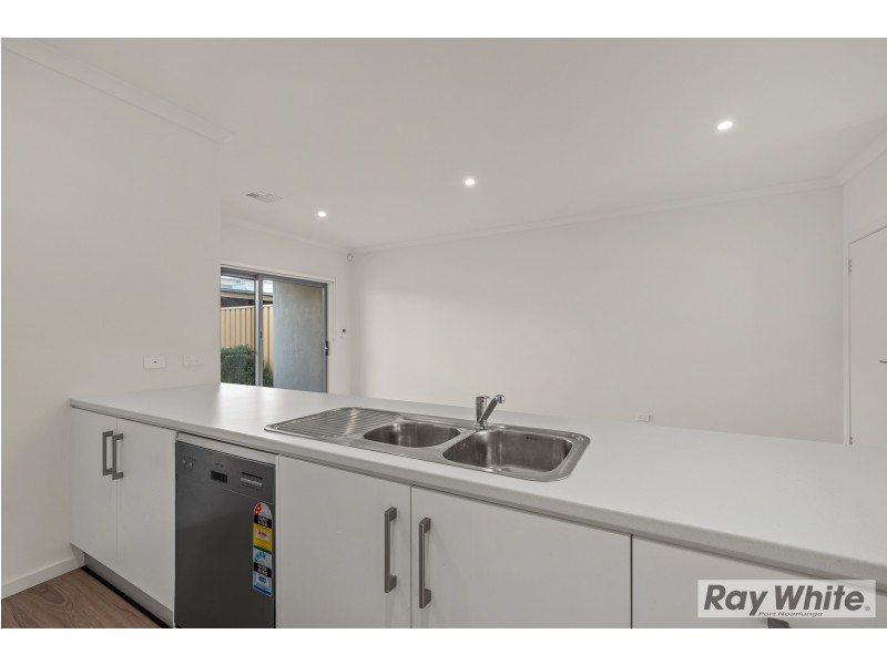 17, 1-9 League Street, Seaford Meadows SA 5169