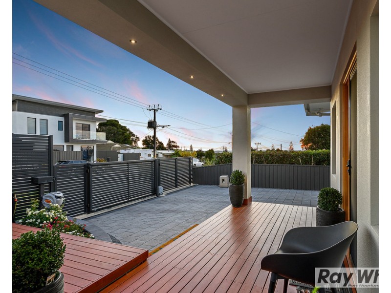 9 Neville Avenue, Christies Beach SA 5165