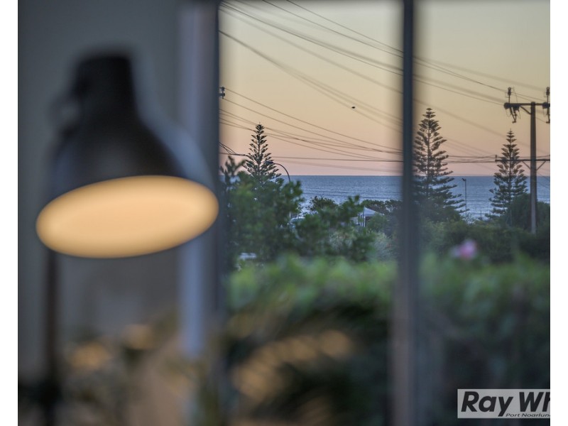 9 Neville Avenue, Christies Beach SA 5165