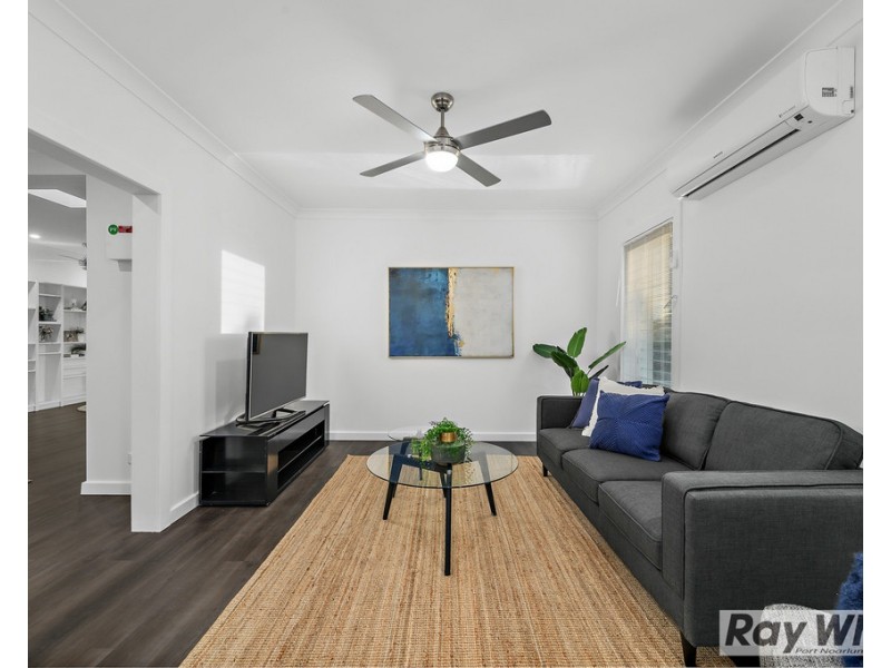 9 Neville Avenue, Christies Beach SA 5165