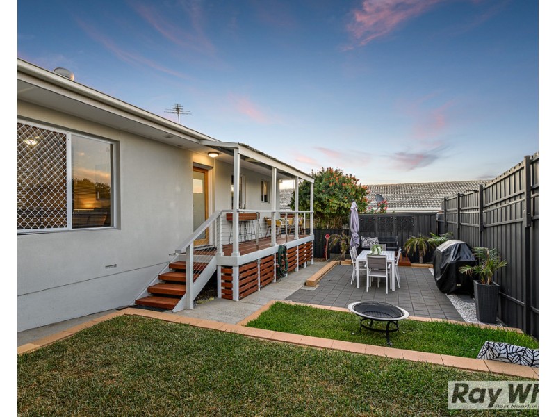 9 Neville Avenue, Christies Beach SA 5165