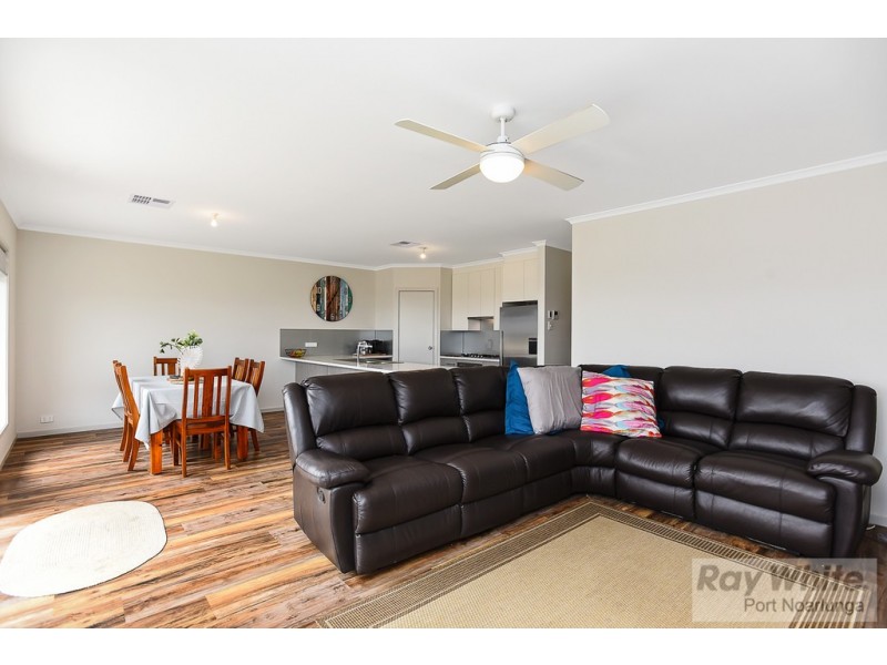 3 Triton Court, Seaford Meadows SA 5169