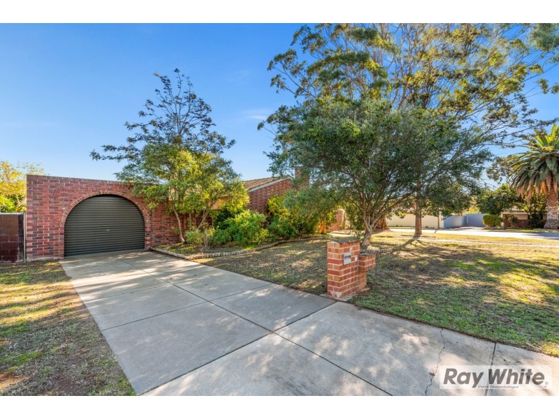 17 Reynold Street, Morphett Vale SA 5162