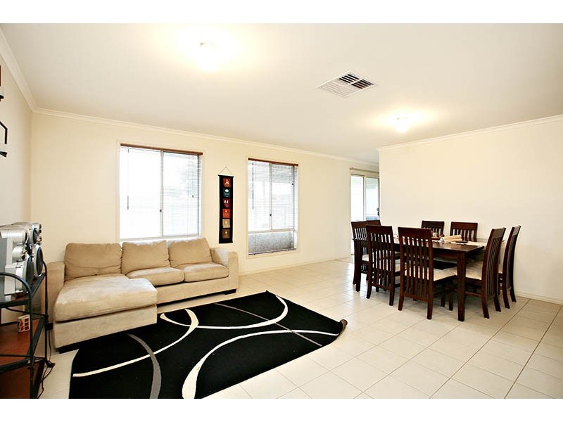 12 Kingston Circuit, Seaford Rise SA 5169