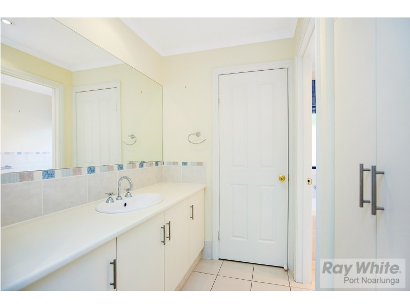 2 Casuarina Avenue, Aldinga Beach SA 5173