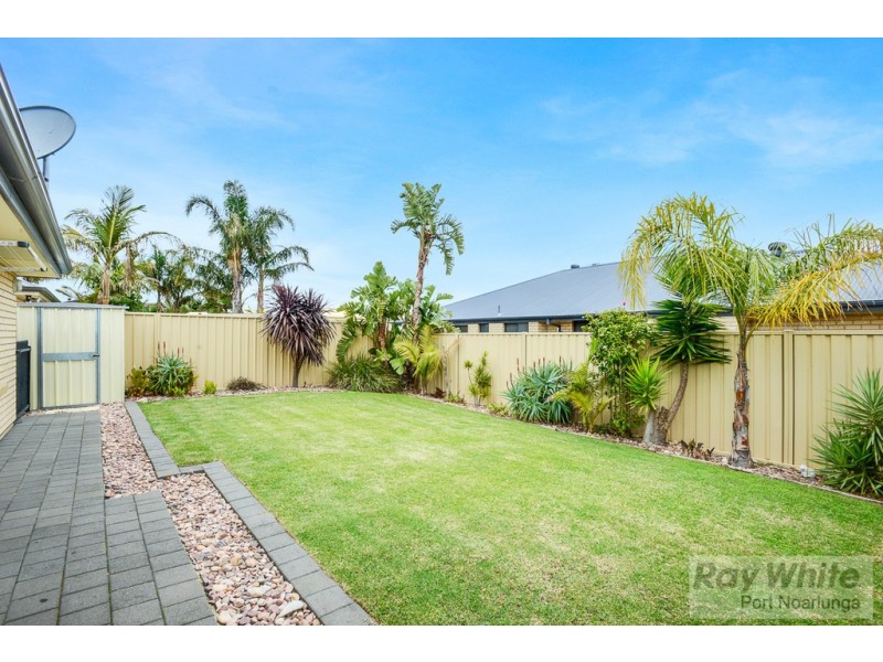 2 Casuarina Avenue, Aldinga Beach SA 5173