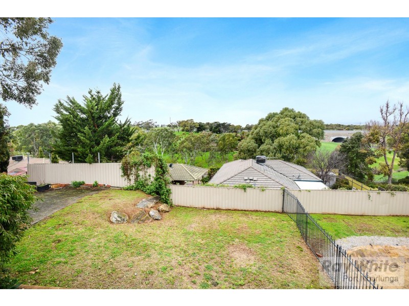 4 Lanceley Court, Trott Park SA 5158