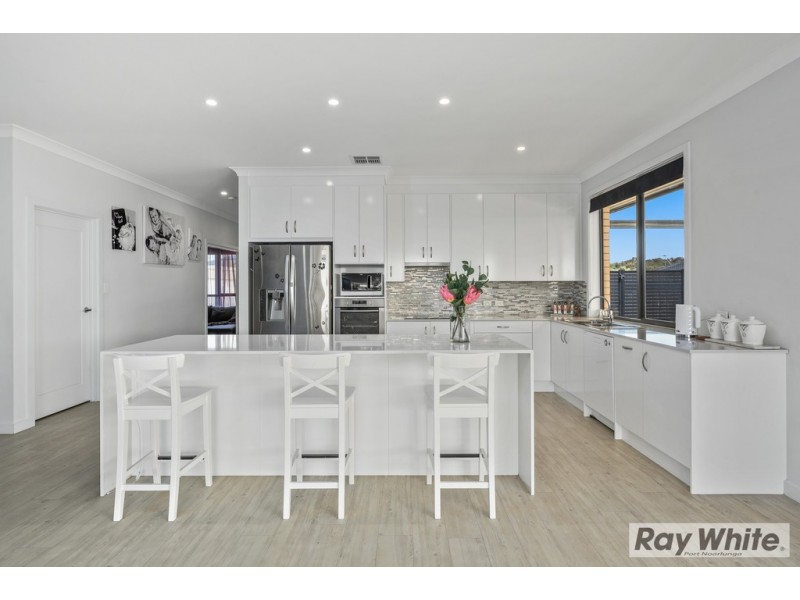 3 Robe Court, Seaford Rise SA 5169