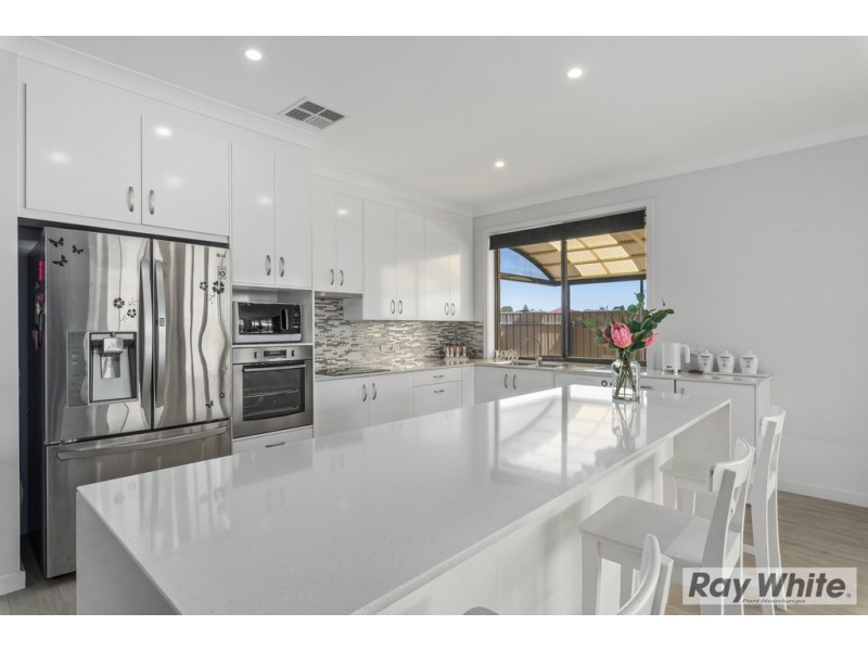 3 Robe Court, Seaford Rise SA 5169