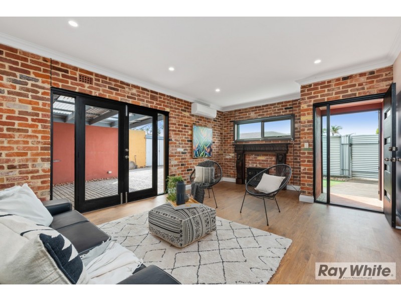 19 Overland Terrace, Christies Beach SA 5165