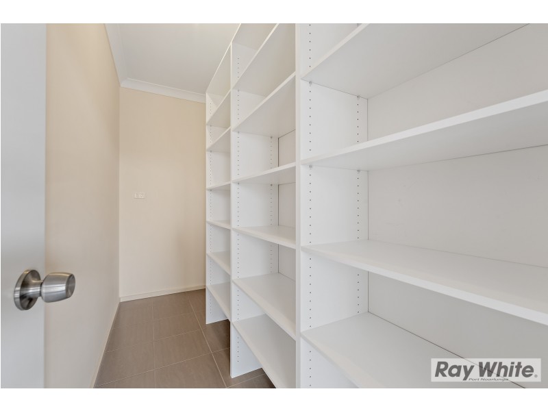 6 Fathom Crescent, Seaford Meadows SA 5169