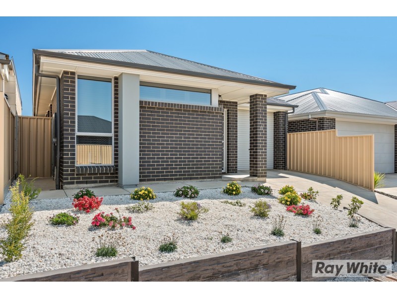 6 Fathom Crescent, Seaford Meadows SA 5169