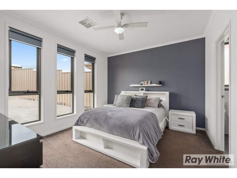 4 Robe Court, Seaford Rise SA 5169