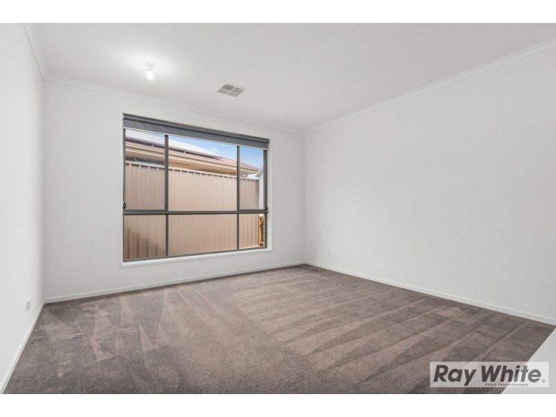 4 Robe Court, Seaford Rise SA 5169