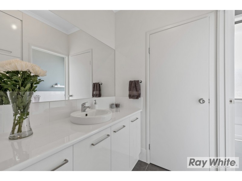 4 Robe Court, Seaford Rise SA 5169