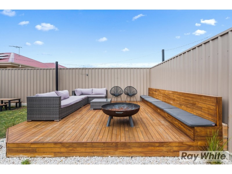 4 Robe Court, Seaford Rise SA 5169