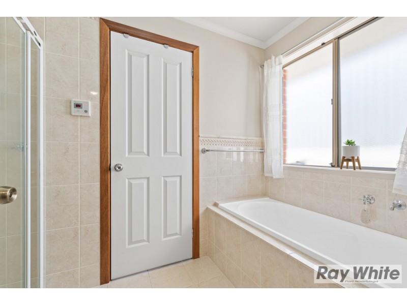 14 Omega Drive, Seaford Rise SA 5169