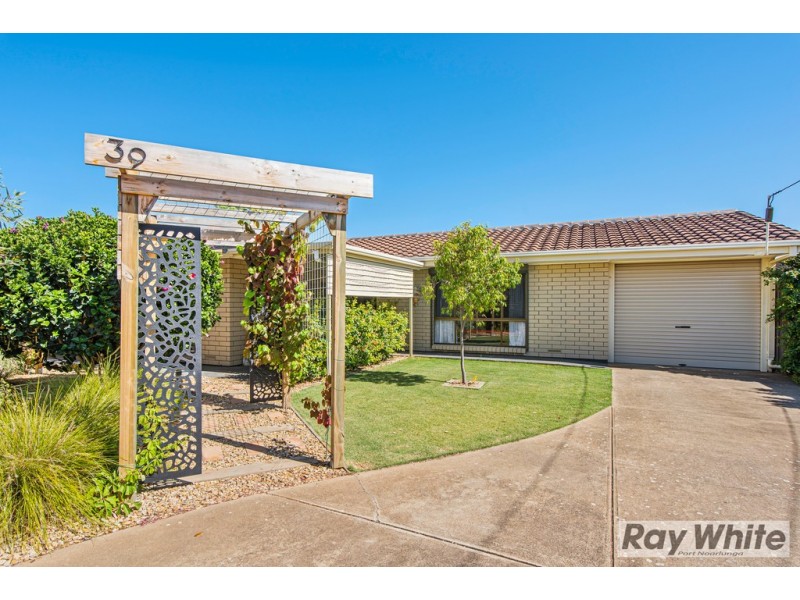 39 Desoto Drive, Port Willunga SA 5173
