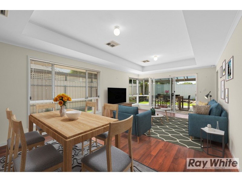 14 Chamberlain Drive, Christie Downs SA 5164