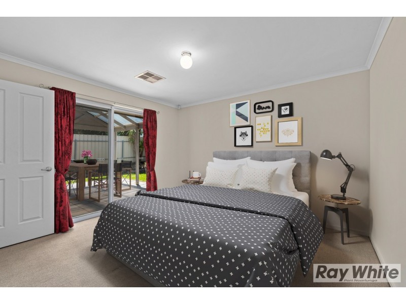 14 Chamberlain Drive, Christie Downs SA 5164