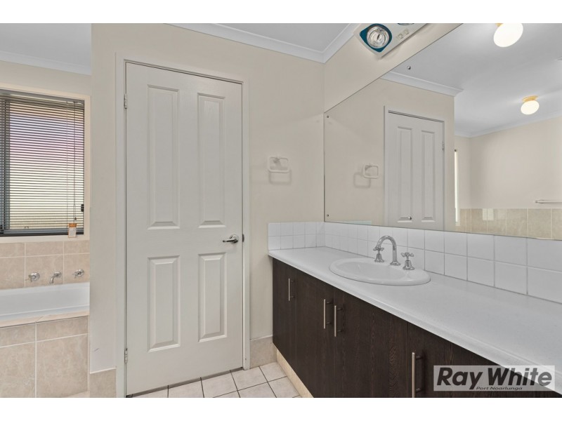 14 Chamberlain Drive, Christie Downs SA 5164