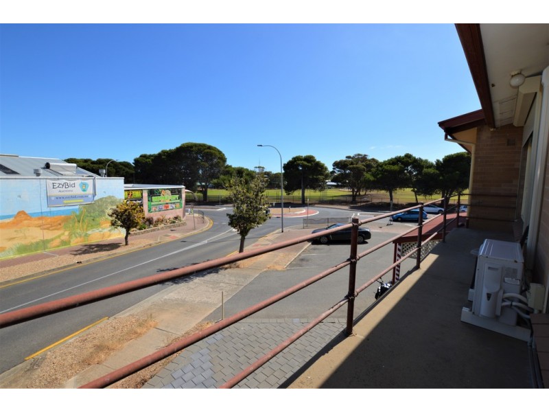 Level 1, Unit 5 / 88 Beach Road, Christies Beach SA 5165