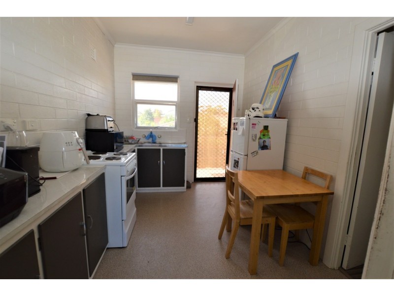 Level 1, Unit 5 / 88 Beach Road, Christies Beach SA 5165