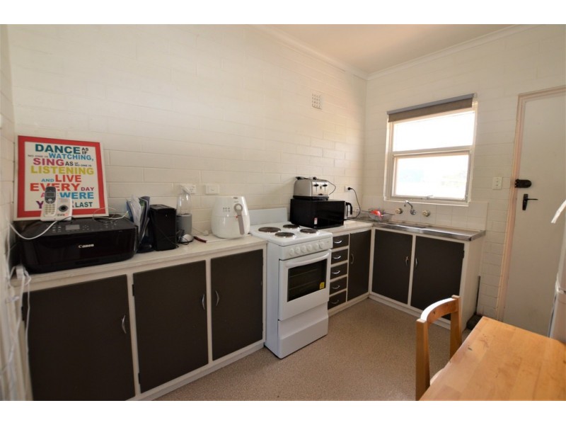 Level 1, Unit 5 / 88 Beach Road, Christies Beach SA 5165