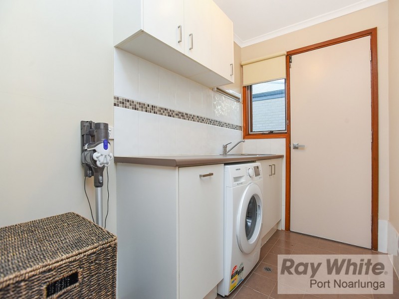 18 Kantalpa Grove, Morphett Vale SA 5162