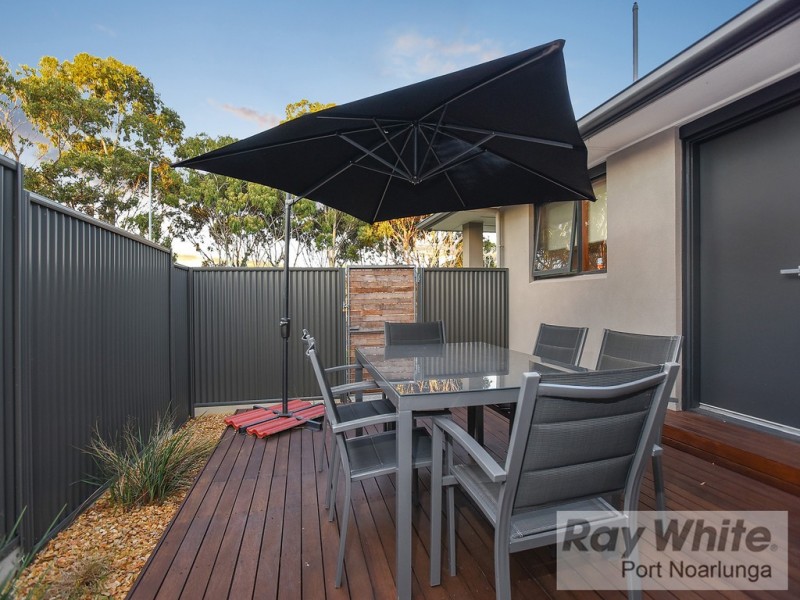18 Kantalpa Grove, Morphett Vale SA 5162