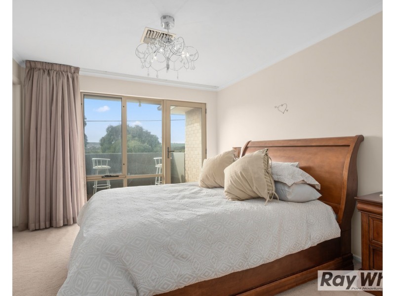 81 Commercial Road, Port Noarlunga South SA 5167