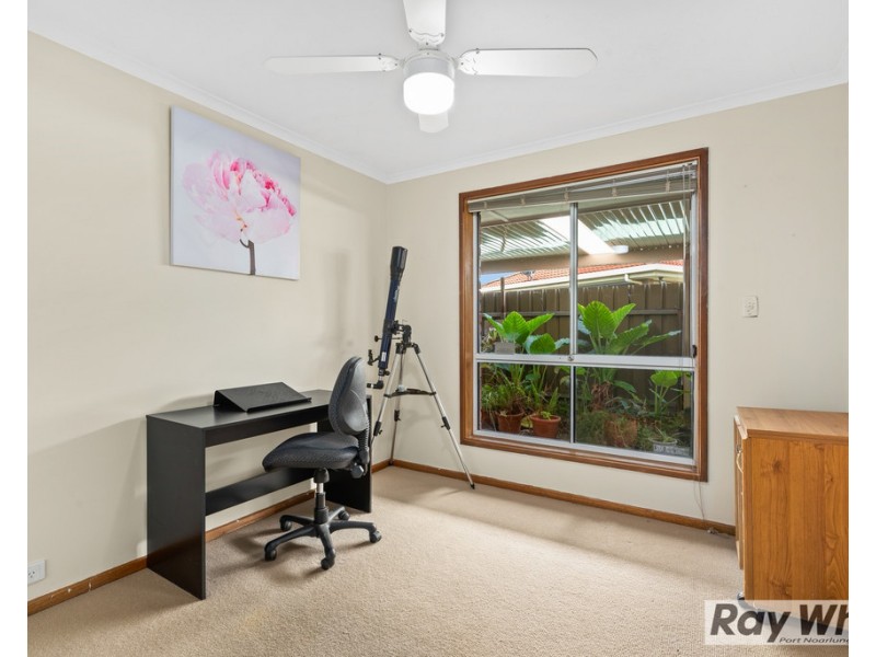 33 Baltimore Avenue, Morphett Vale SA 5162