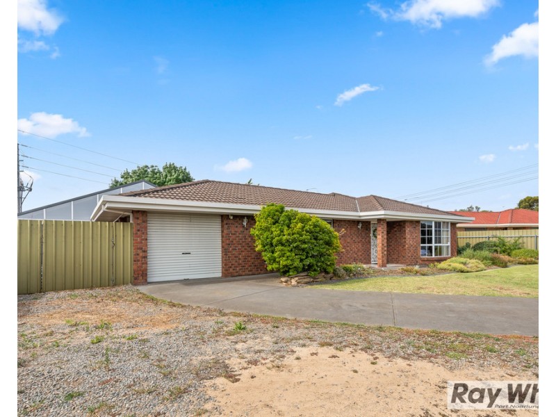 33 Baltimore Avenue, Morphett Vale SA 5162