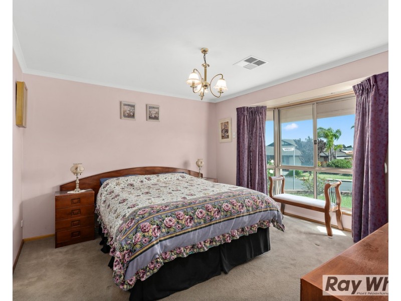 15 Navigator Avenue, Sheidow Park SA 5158