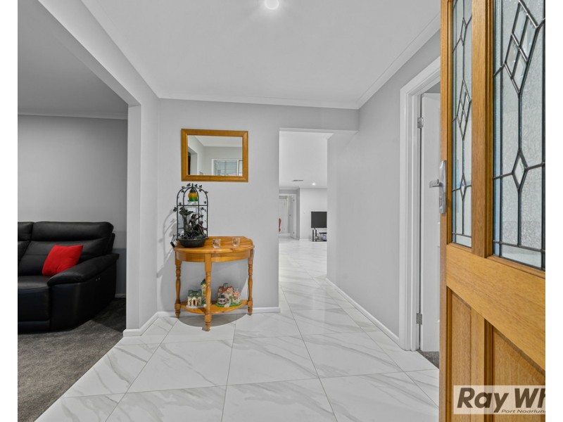 4 Chiton Avenue, Seaford Rise SA 5169