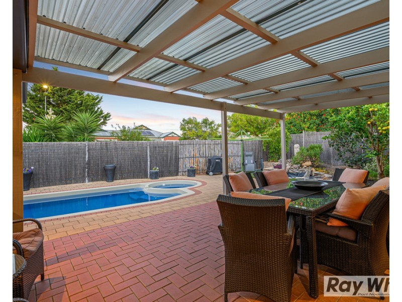 4 Chiton Avenue, Seaford Rise SA 5169