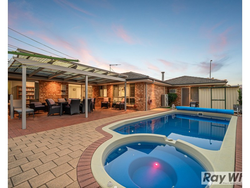 4 Chiton Avenue, Seaford Rise SA 5169