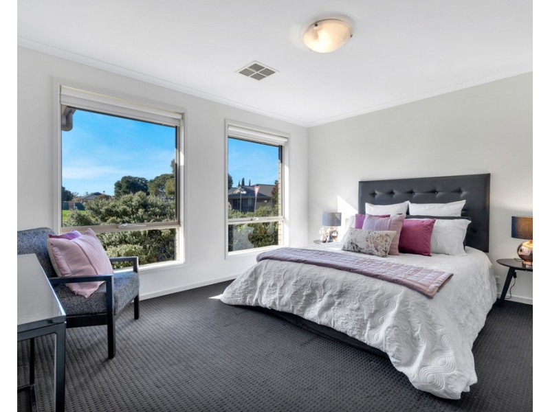 12 Naval Road, Seaford Meadows SA 5169