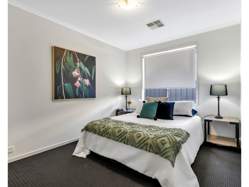 12 Naval Road, Seaford Meadows SA 5169