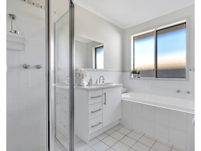 12 Naval Road, Seaford Meadows SA 5169