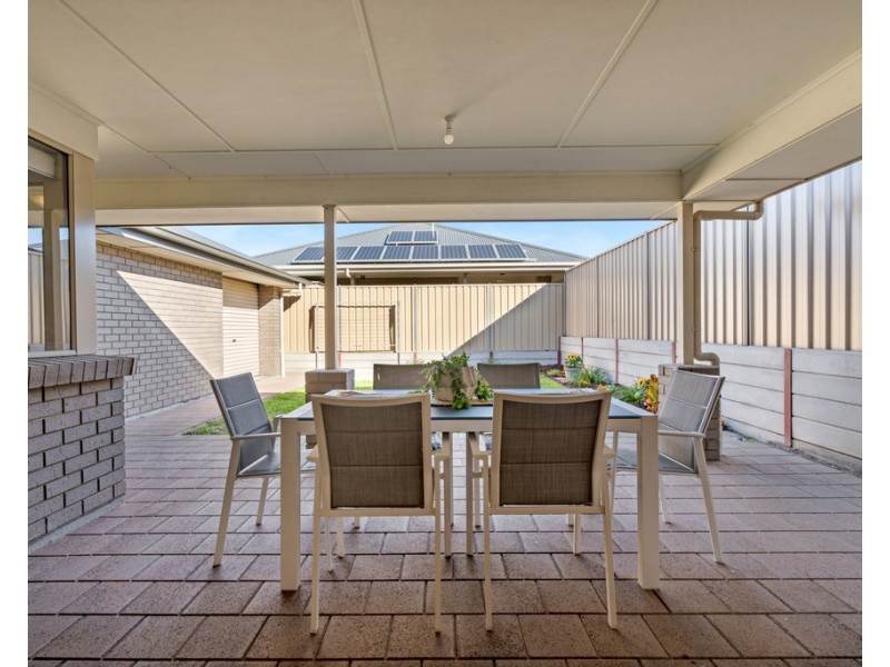 12 Naval Road, Seaford Meadows SA 5169