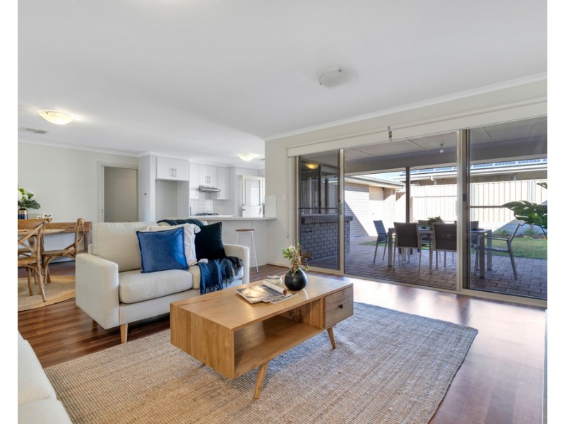 12 Naval Road, Seaford Meadows SA 5169