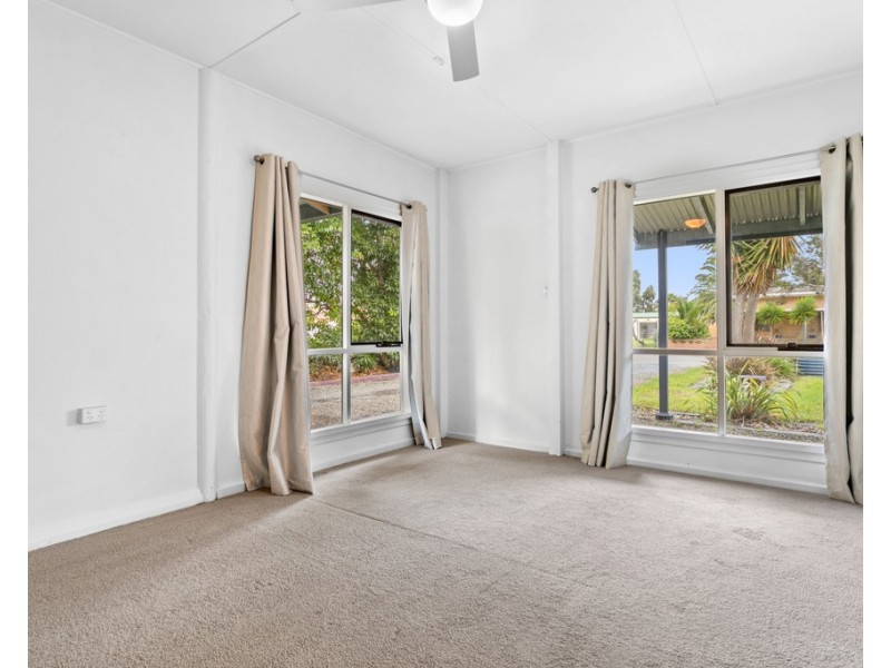 8 Esperance Street, Port Noarlunga South SA 5167