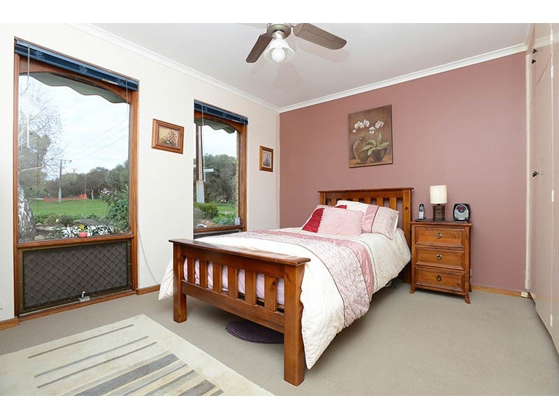 1 John Street, Morphett Vale SA 5162