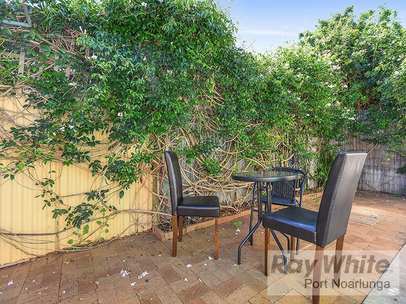 Unit 2, 18 Sullivan Terrace, O’sullivan Beach SA 5166